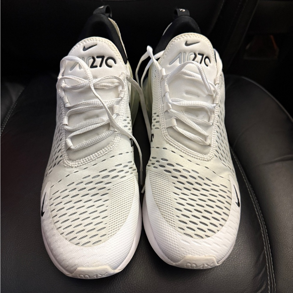 NIKE Men’s Air Max 270 size 12 EUC